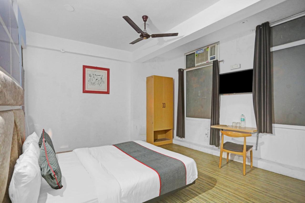 Collection O Jps Near Pvr Vikaspuri Delhi Hotel Ngoại thất bức ảnh