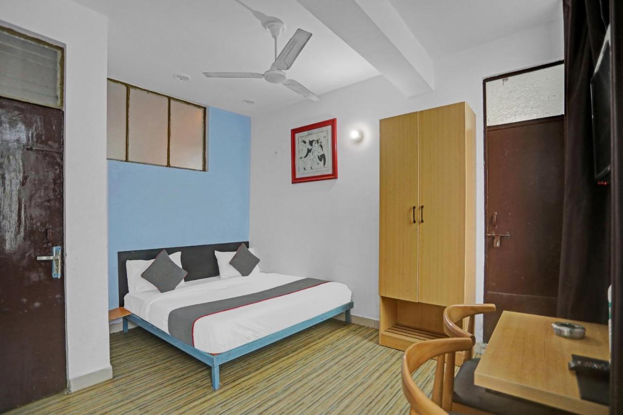 Collection O Jps Near Pvr Vikaspuri Delhi Hotel Ngoại thất bức ảnh
